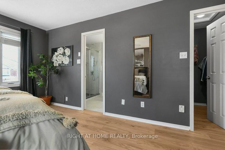 Photo 23 at 223 Longshire Circle, Nepean (Longfields), Ottawa