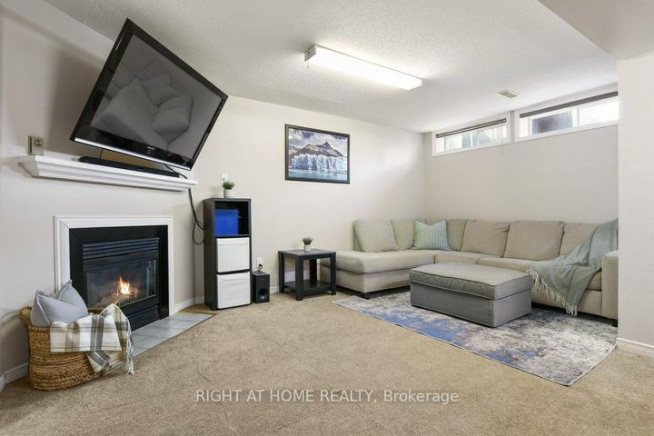 Photo 30 at 223 Longshire Circle, Nepean (Longfields), Ottawa