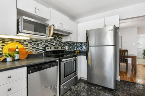 Photo 15 at 223 Longshire Circle, Nepean (Longfields), Ottawa