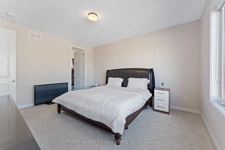 Photo 22 at 228 Appalachian Circle, Nepean (Half Moon Bay), Ottawa