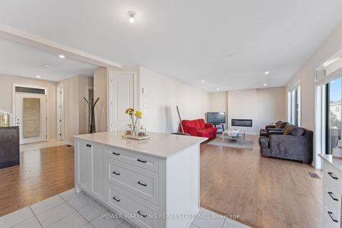 Photo 11 at 228 Appalachian Circle, Nepean (Half Moon Bay), Ottawa