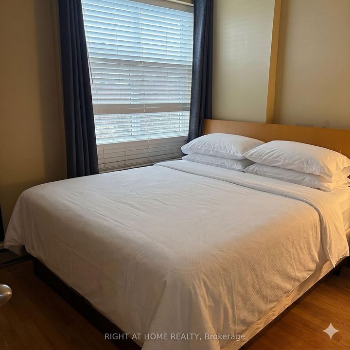 Photo 5 at 1708 - 900 Dynes Road, Nepean (Carleton Square), Ottawa