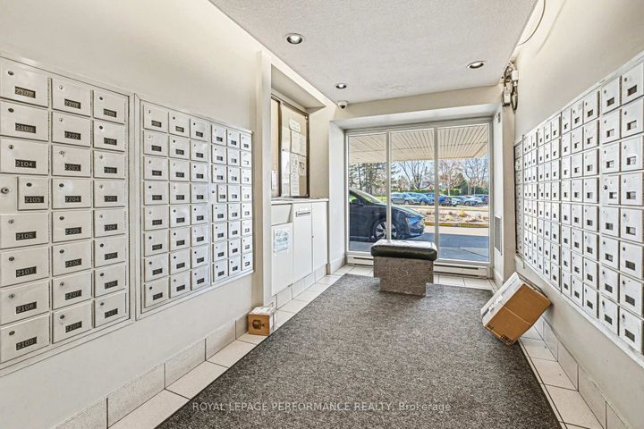 Photo 24 at 610 - 900 Dynes Road, Nepean (Carleton Square), Ottawa