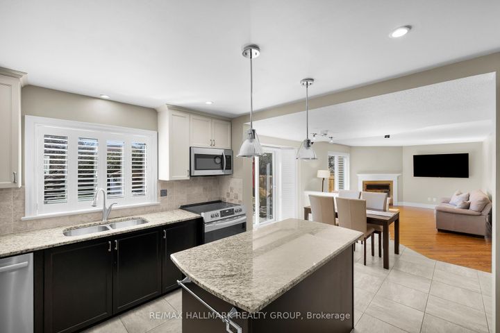 Photo 12 at 46 Beddington Avenue, Nepean (Cedargrove/Fraserdale), Ottawa