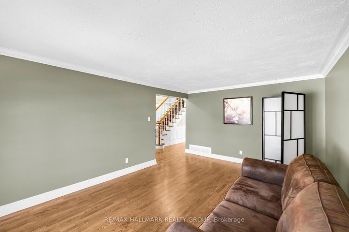 Photo 17 at 46 Beddington Avenue, Nepean (Cedargrove/Fraserdale), Ottawa