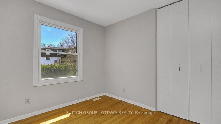 Photo 30 at 38 Beaver Ridge, Nepean (City View/Skyline/Fisher Heights/Parkwood Hills), Ottawa