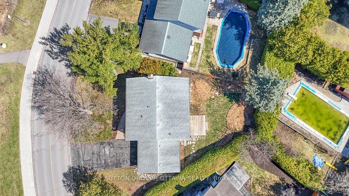 Photo 42 at 38 Beaver Ridge, Nepean (City View/Skyline/Fisher Heights/Parkwood Hills), Ottawa