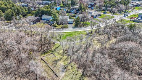 Photo 5 at 38 Beaver Ridge, Nepean (City View/Skyline/Fisher Heights/Parkwood Hills), Ottawa