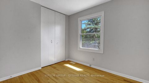Photo 32 at 38 Beaver Ridge, Nepean (City View/Skyline/Fisher Heights/Parkwood Hills), Ottawa