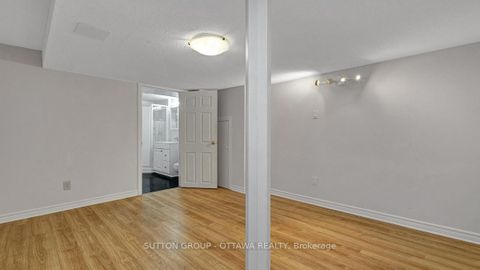 Photo 37 at 38 Beaver Ridge, Nepean (City View/Skyline/Fisher Heights/Parkwood Hills), Ottawa