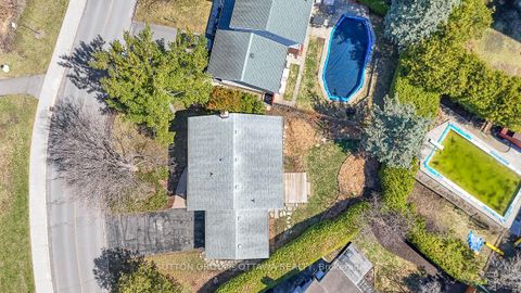 Photo 42 at 38 Beaver Ridge, Nepean (City View/Skyline/Fisher Heights/Parkwood Hills), Ottawa