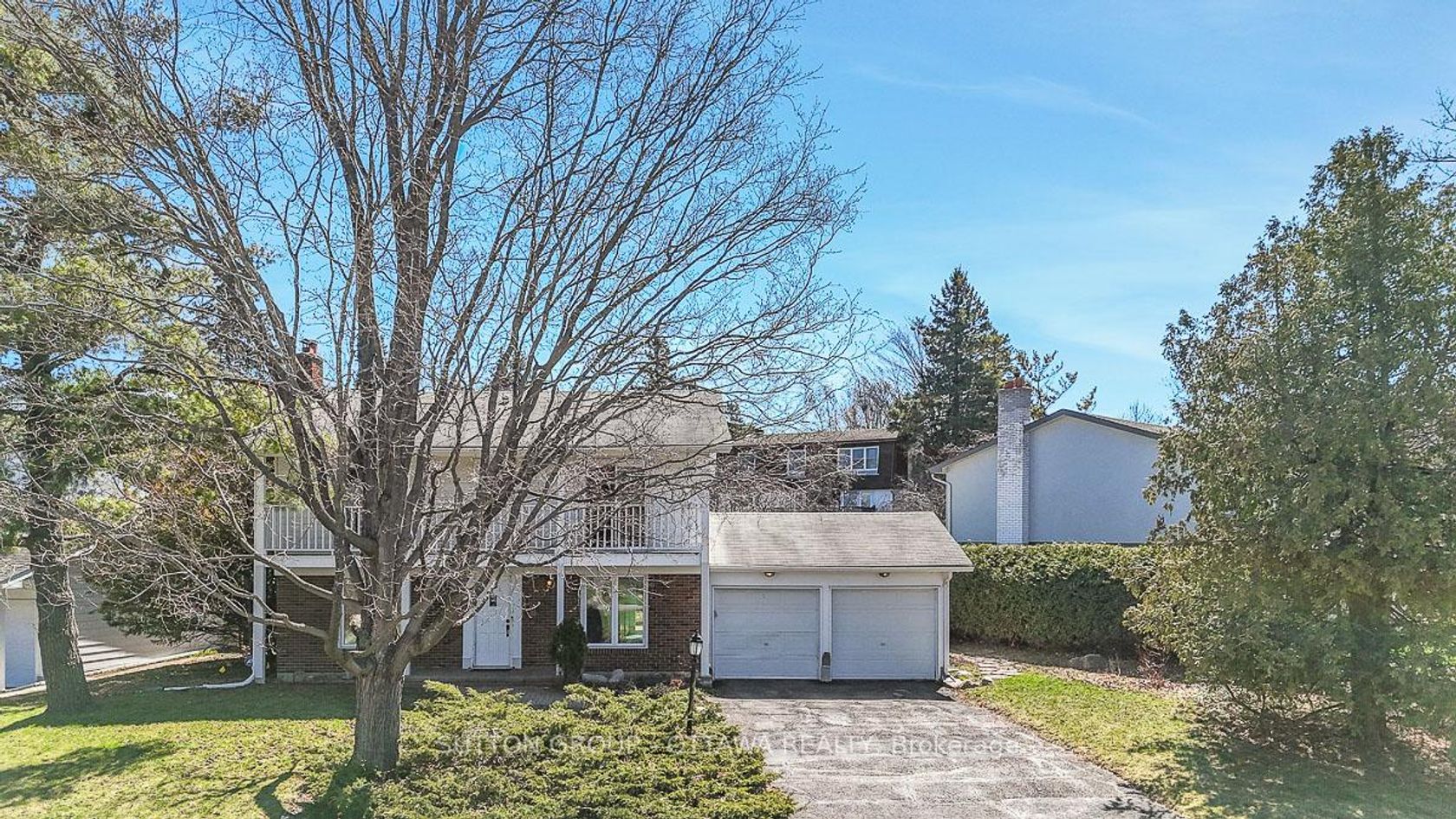 38 Beaver Ridge, Nepean (City View/Skyline/Fisher Heights/Parkwood Hills), Ottawa 