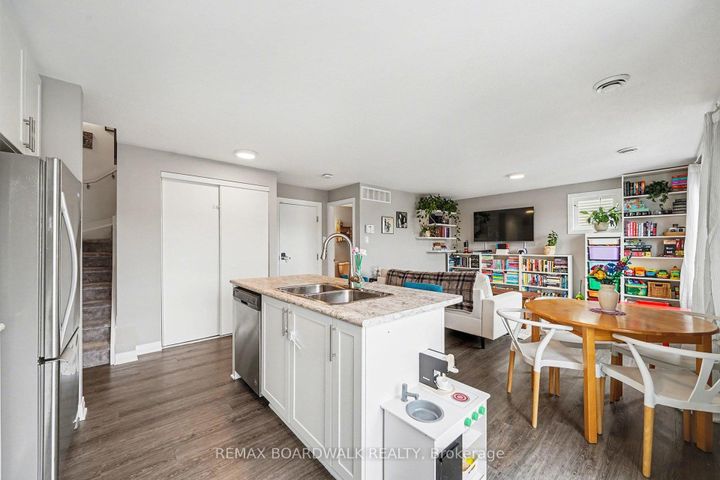 Photo 12 at 36 - 454 Via Verona Street, Nepean (Longfields), Ottawa