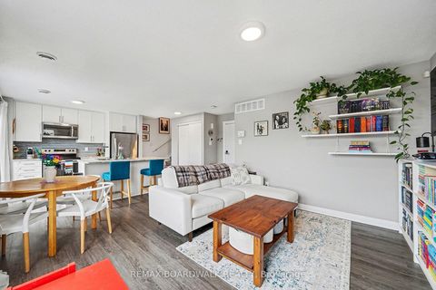 Photo 8 at 36 - 454 Via Verona Street, Nepean (Longfields), Ottawa