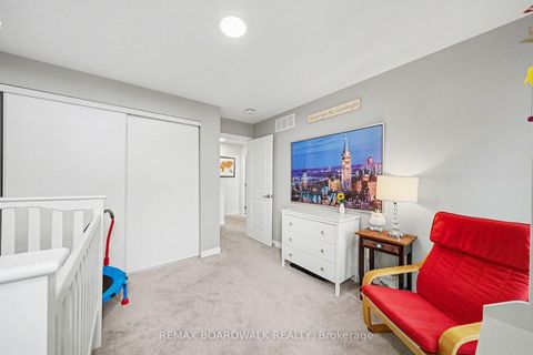 Photo 22 at 36 - 454 Via Verona Street, Nepean (Longfields), Ottawa