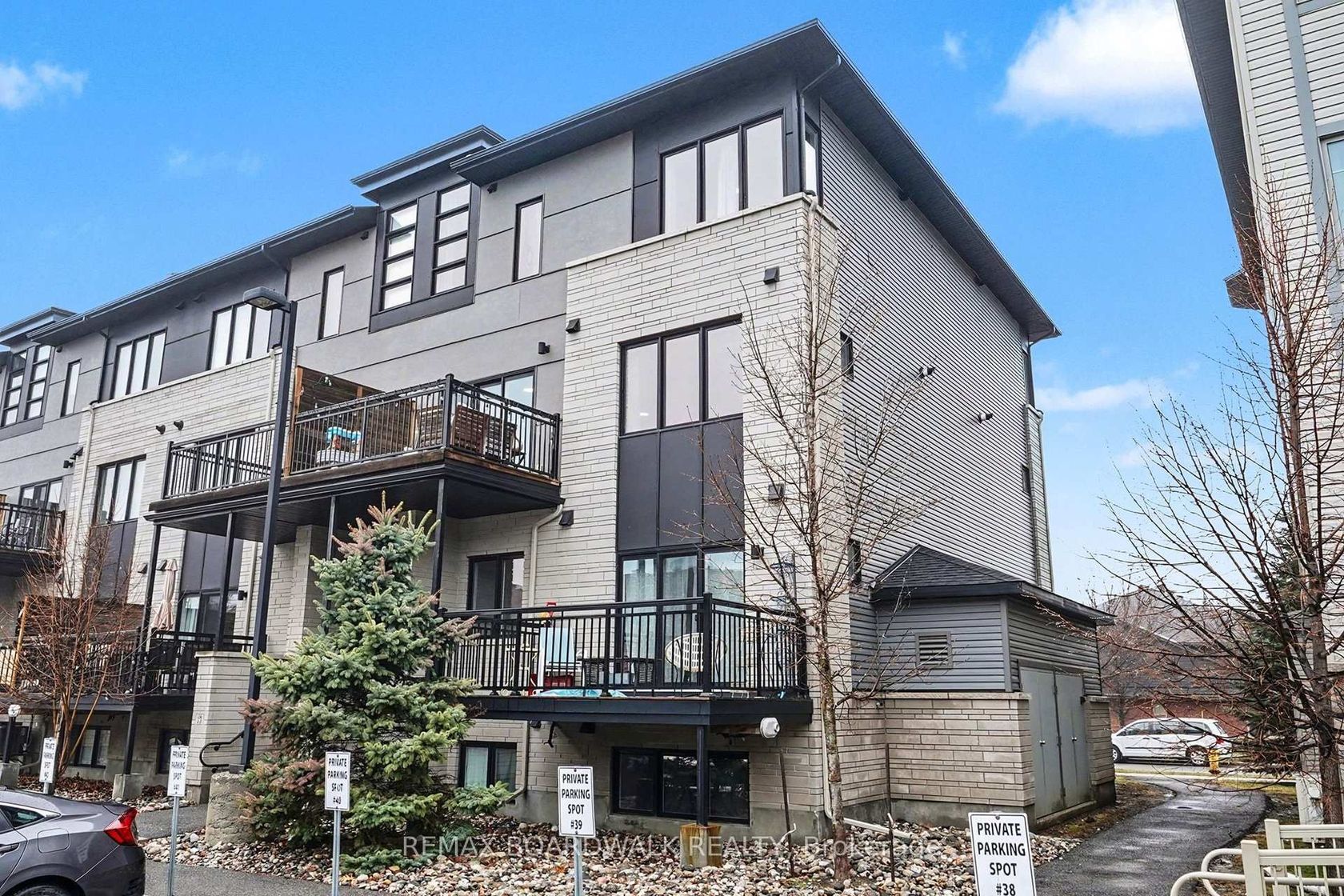 36 - 454 Via Verona Street, Nepean (Longfields), Ottawa 