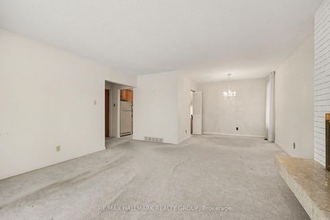 Photo 7 at 13 Beaumaris Drive, Nepean (Bruce Farm/Graham Park/Qualicum/Bellands), Ottawa