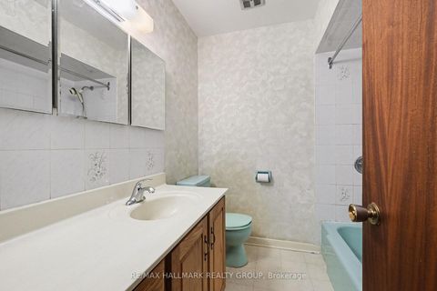 Photo 15 at 13 Beaumaris Drive, Nepean (Bruce Farm/Graham Park/Qualicum/Bellands), Ottawa