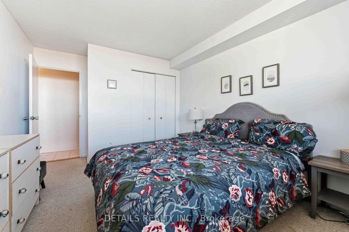 Photo 19 at 1380 Prince Of Wales Drive, Nepean (Carleton Square), Ottawa