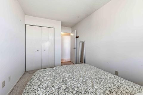 Photo 17 at 1380 Prince Of Wales Drive, Nepean (Carleton Square), Ottawa