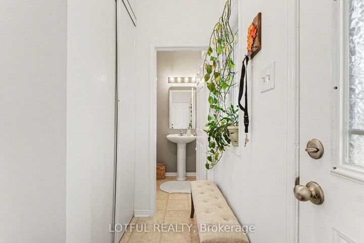 Photo 1 at 3 Collington Street, Nepean (Barrhaven East), Ottawa