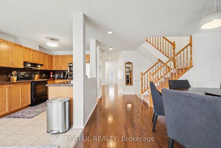Photo 7 at 3 Collington Street, Nepean (Barrhaven East), Ottawa