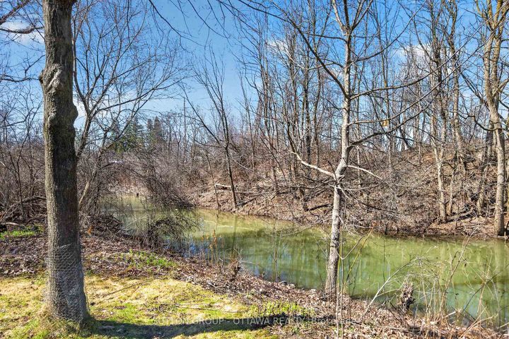 Photo 25 at 285 Monterey Drive, Nepean (Leslie Park), Ottawa