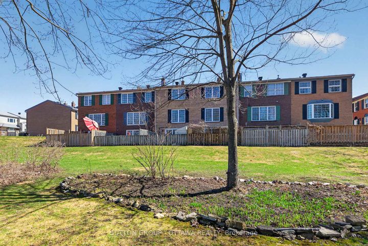 Photo 27 at 285 Monterey Drive, Nepean (Leslie Park), Ottawa