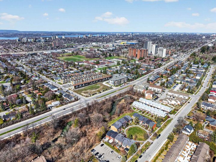 Photo 31 at 285 Monterey Drive, Nepean (Leslie Park), Ottawa