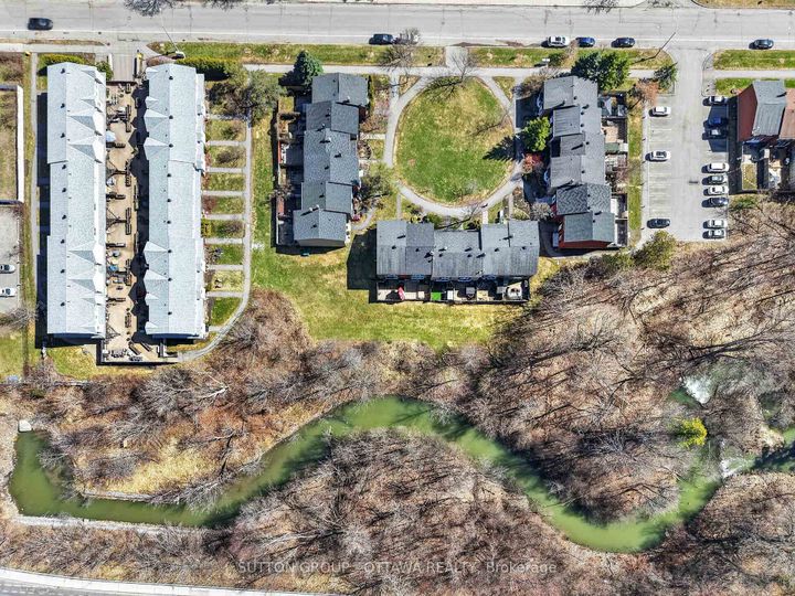 Photo 32 at 285 Monterey Drive, Nepean (Leslie Park), Ottawa