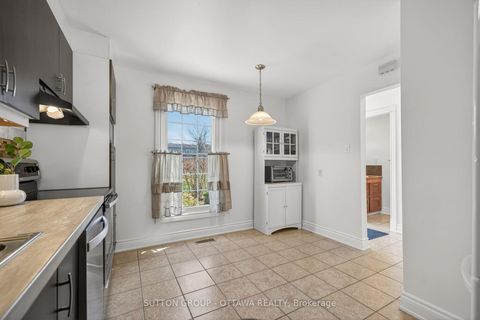 Photo 7 at 285 Monterey Drive, Nepean (Leslie Park), Ottawa