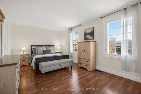 Photo 16 at 285 Monterey Drive, Nepean (Leslie Park), Ottawa