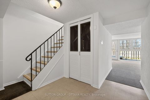 Photo 21 at 285 Monterey Drive, Nepean (Leslie Park), Ottawa