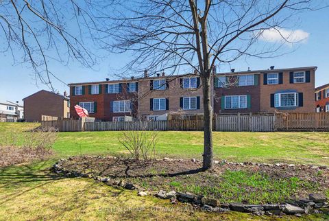 Photo 27 at 285 Monterey Drive, Nepean (Leslie Park), Ottawa