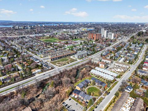 Photo 31 at 285 Monterey Drive, Nepean (Leslie Park), Ottawa