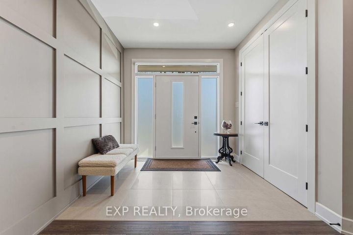 Photo 2 at 937 Falaise Road, Nepean (Carleton Heights), Ottawa