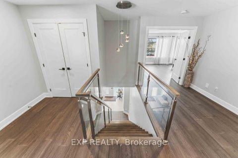 Photo 15 at 937 Falaise Road, Nepean (Carleton Heights), Ottawa