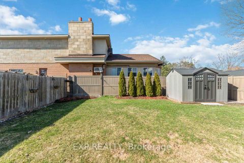 Photo 47 at 937 Falaise Road, Nepean (Carleton Heights), Ottawa