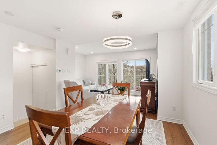 Photo 5 at 32 - 2621 Longfields Drive, Nepean (Stonebridge), Ottawa
