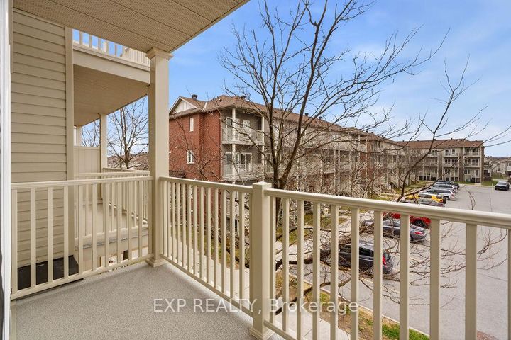 Photo 10 at 32 - 2621 Longfields Drive, Nepean (Stonebridge), Ottawa