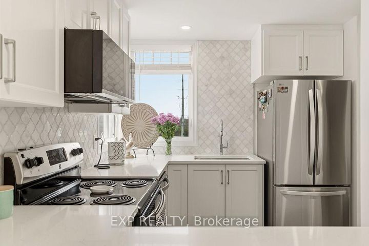 Photo 13 at 32 - 2621 Longfields Drive, Nepean (Stonebridge), Ottawa