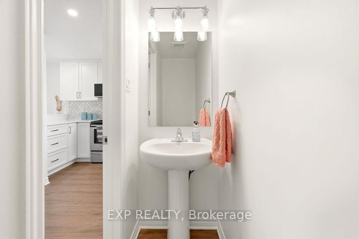 Photo 16 at 32 - 2621 Longfields Drive, Nepean (Stonebridge), Ottawa