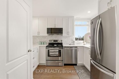 Photo 14 at 32 - 2621 Longfields Drive, Nepean (Stonebridge), Ottawa