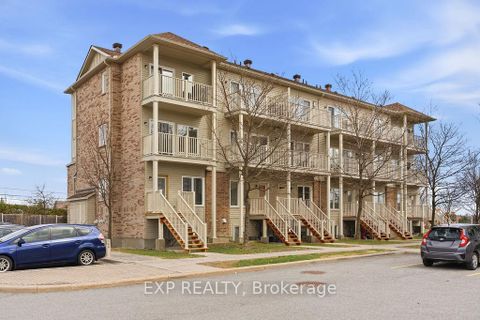 Photo 30 at 32 - 2621 Longfields Drive, Nepean (Stonebridge), Ottawa
