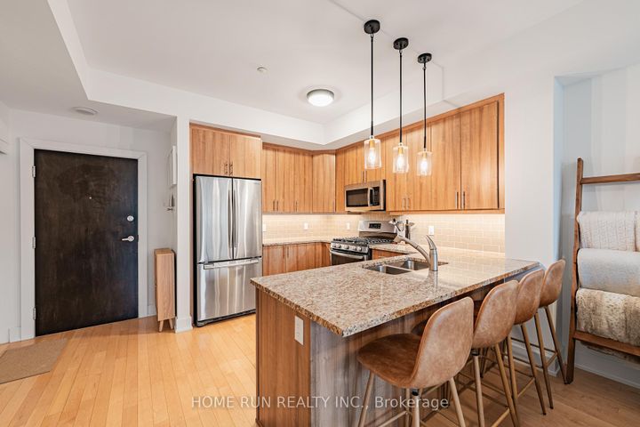 Photo 5 at Unit #312 - 615 Longfields Drive, Nepean (Longfields), Ottawa