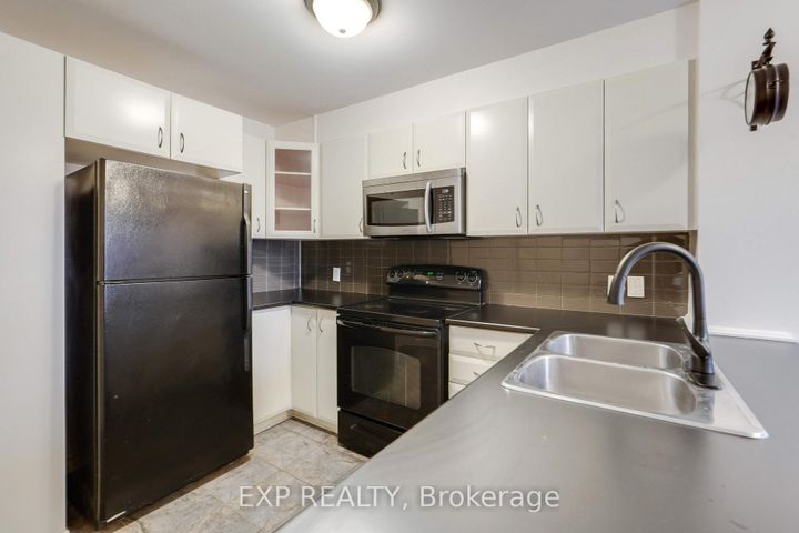 Photo 7 at 201 - 201 Paseo Private, Nepean (Centrepointe), Ottawa