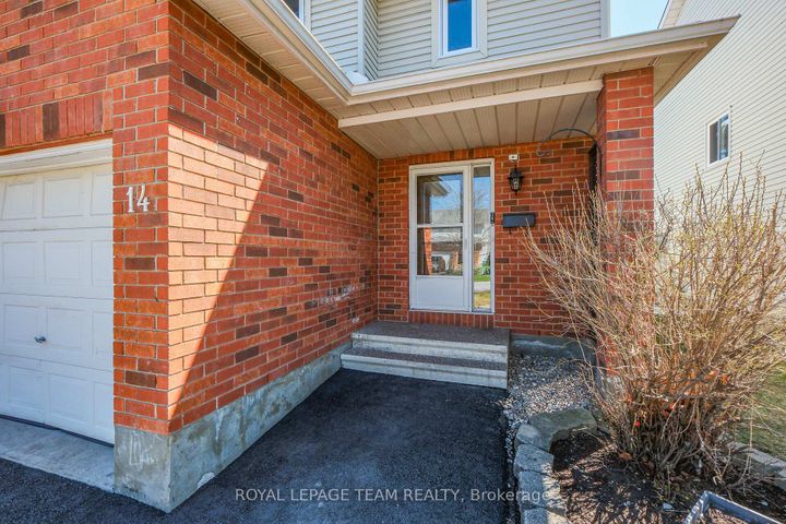 Photo 1 at 14 Sedona Street, Nepean (Longfields), Ottawa