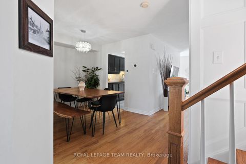 Photo 3 at 14 Sedona Street, Nepean (Longfields), Ottawa