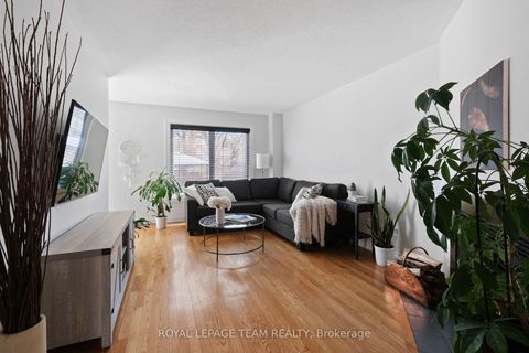 Photo 7 at 14 Sedona Street, Nepean (Longfields), Ottawa