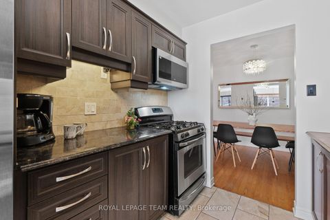 Photo 12 at 14 Sedona Street, Nepean (Longfields), Ottawa